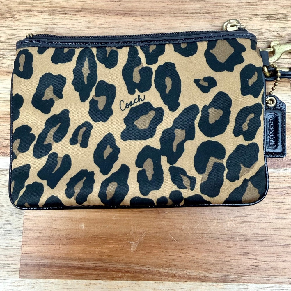Coach Leopard Print Canvas Wristlet Gold Horse Carriage Logo Brown Black Small - Picture 3 of 7